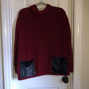 Turtle neck knit sweater
